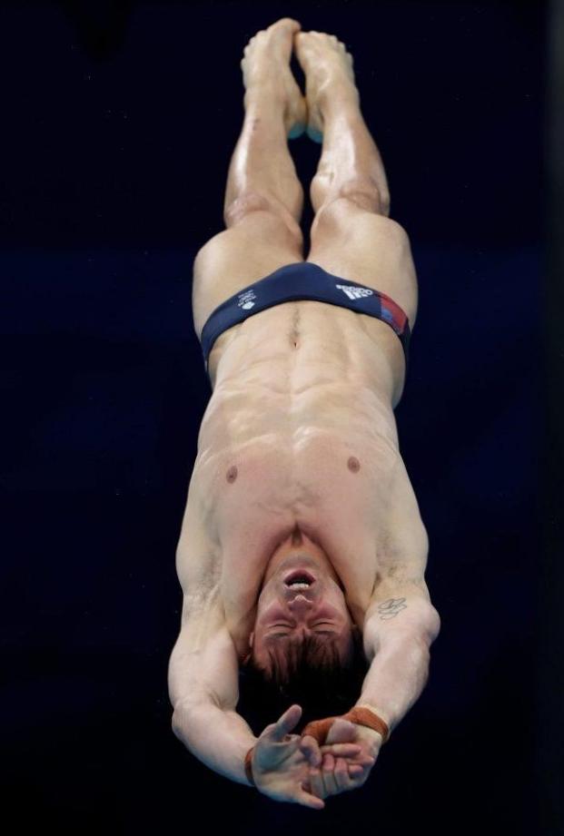 Tom Daley's Gravity-Defying Acrobatics 