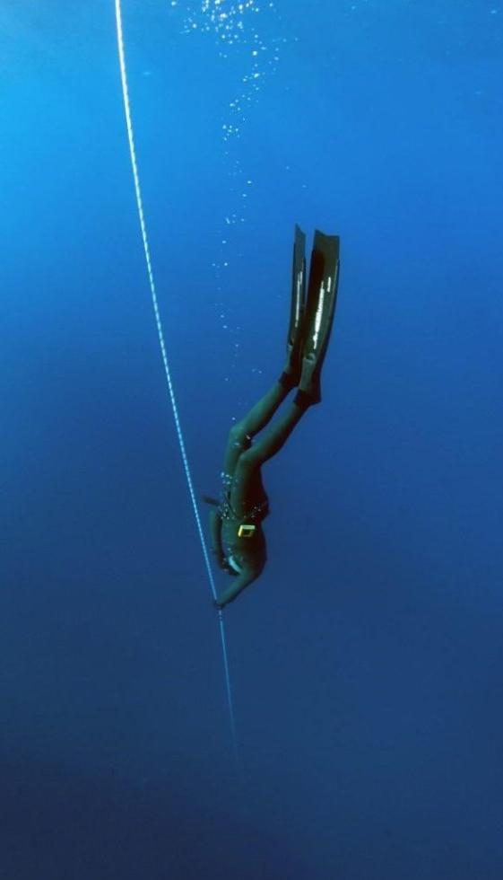  Aquatic Freedom: Diving without Air Tanks for Unrestricted Exploration 