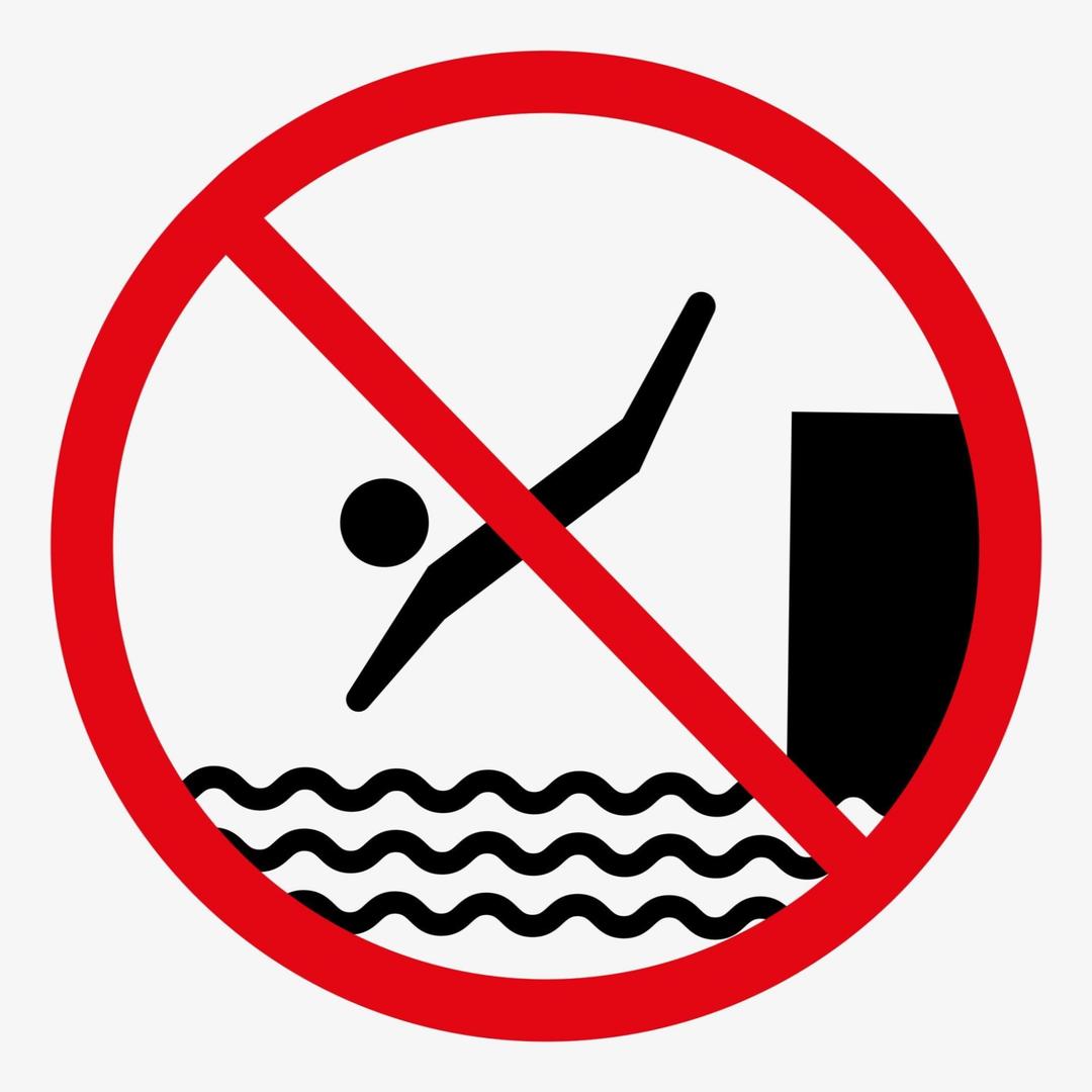  Diving Restricted Area - Safety First! 