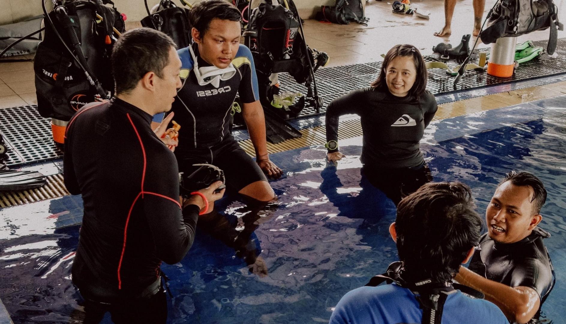  Explore the Breathtaking Underwater World near Jakarta 