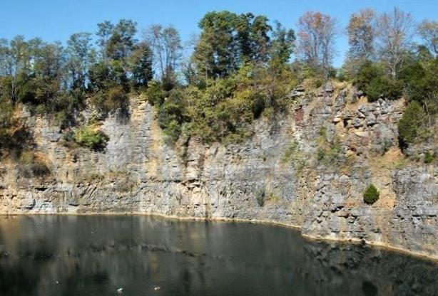  Exploring the Depths of the Diving Quarry Virginia 