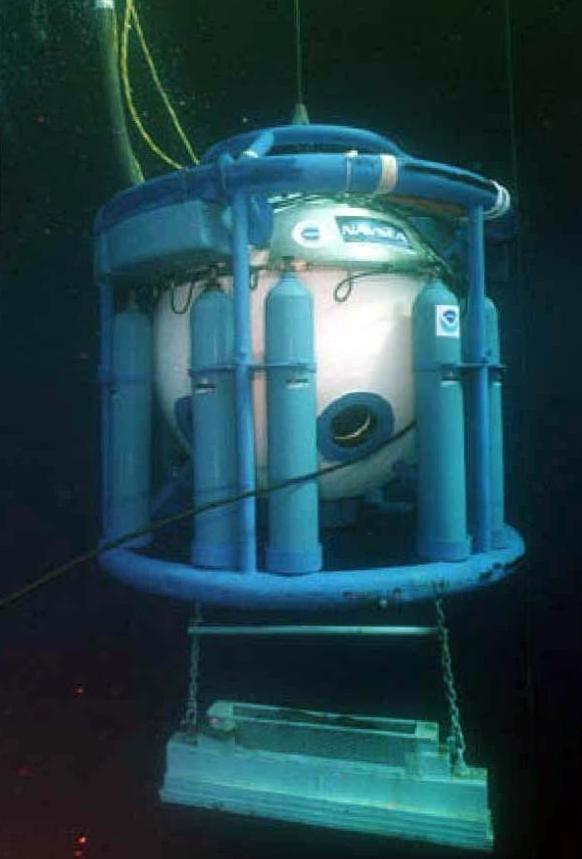  How Diving Bells Maintain Air Supply 