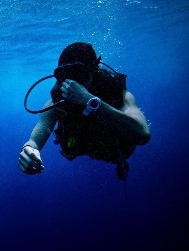  Hypothermia Risks in Diving - Stay Warm and Safe 