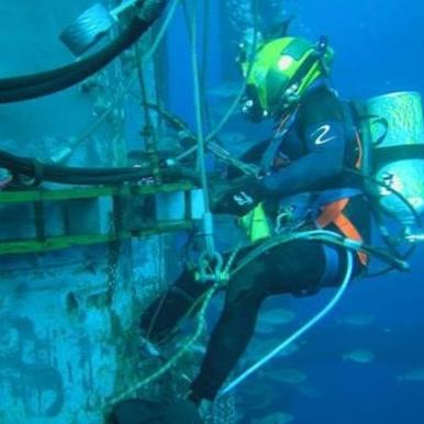  UAE's Premier Diving Companies - Unleash Your Inner Explorer Beneath the Waves 
